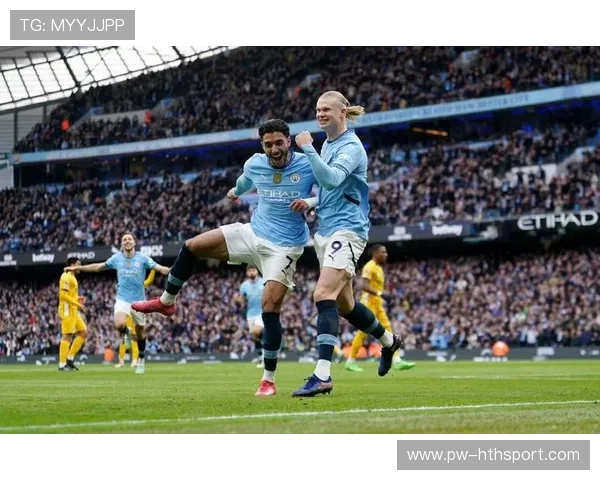 哈兰德闪耀绿茵场，曼城5-0大胜对手巩固英超霸主地位